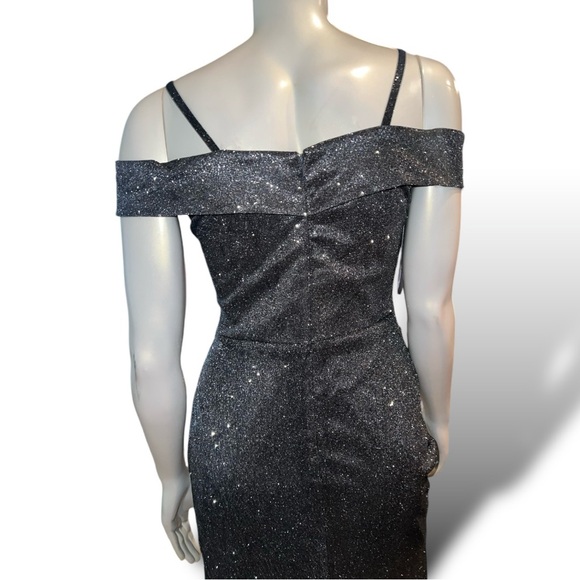 JUNO 940 Cold shoulder Metallic long dress - Picture 4 of 7